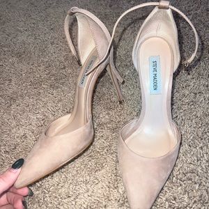 Steve Madden pumps